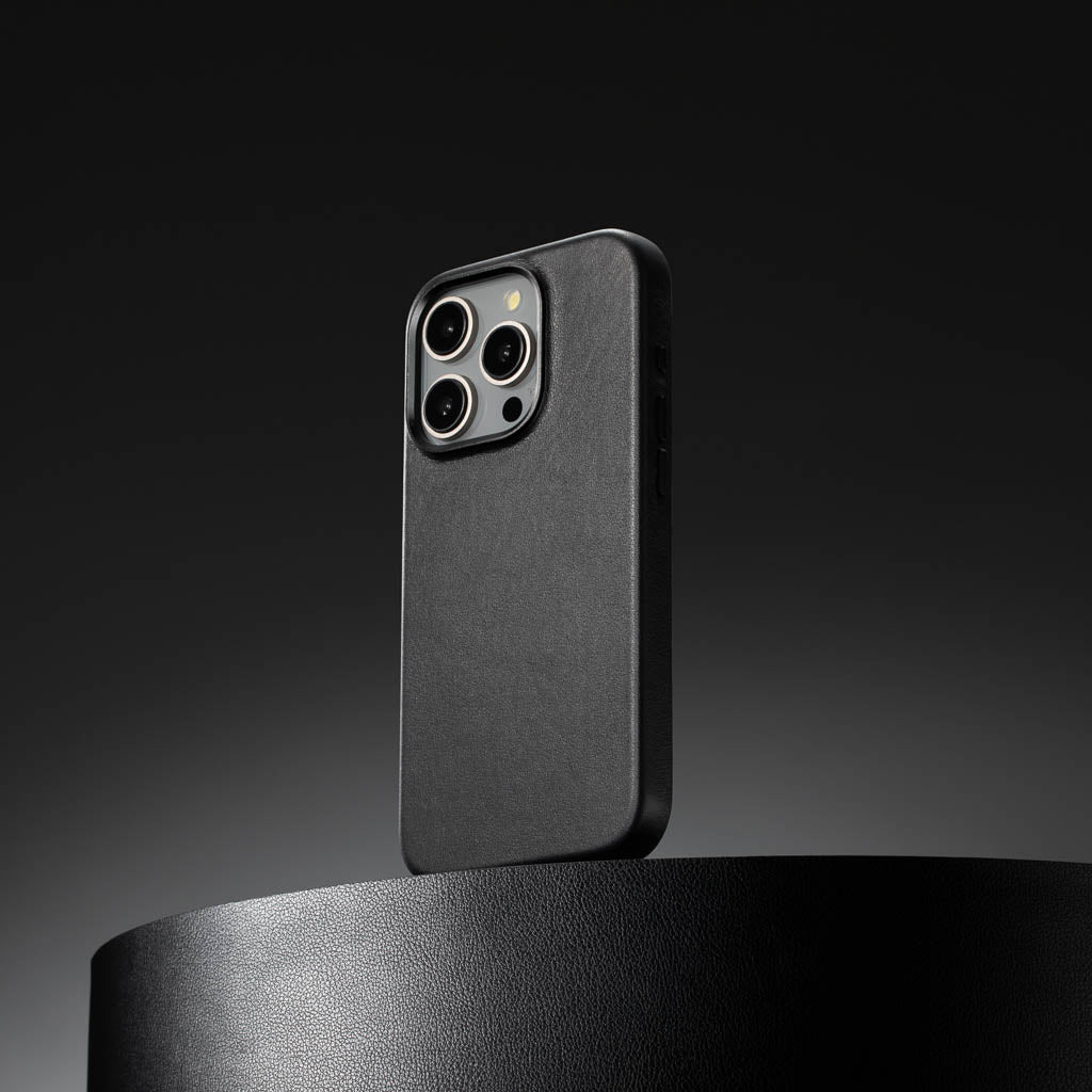 Timeless Luxe Leather Case - Obsidian Black - iPhone 15 Pro