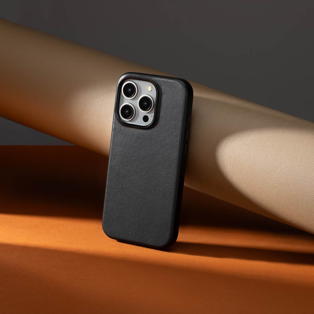 Timeless Luxe Leather Case - Obsidian Black - iPhone 15 Pro Max