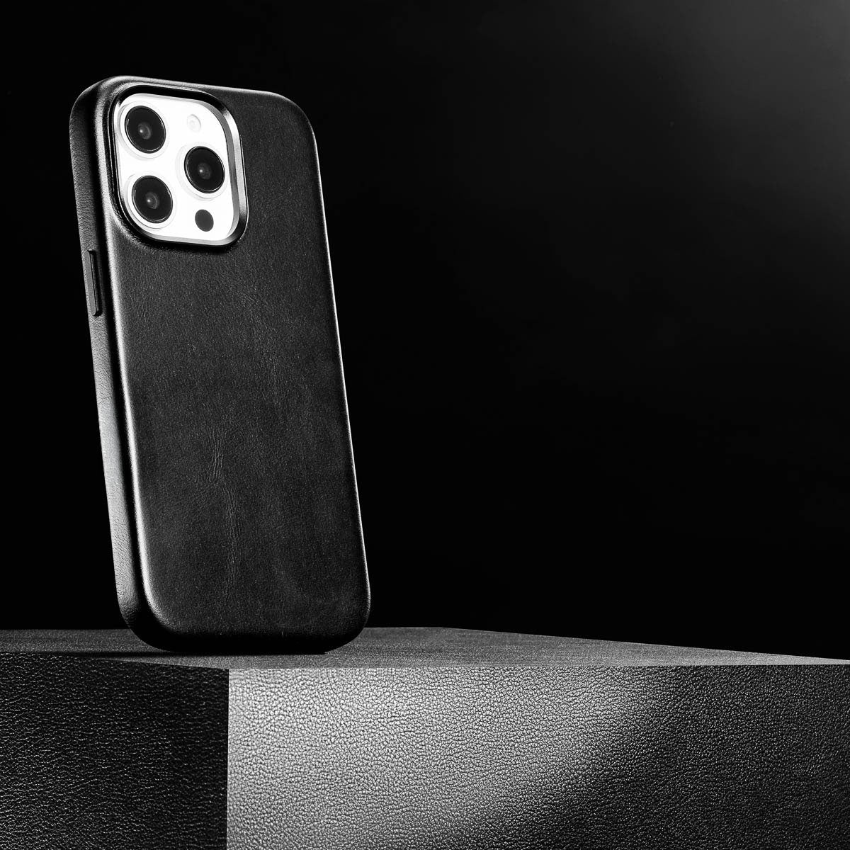 iPhone 15 Pro Max Leather Case - MagSafe - Noir Black