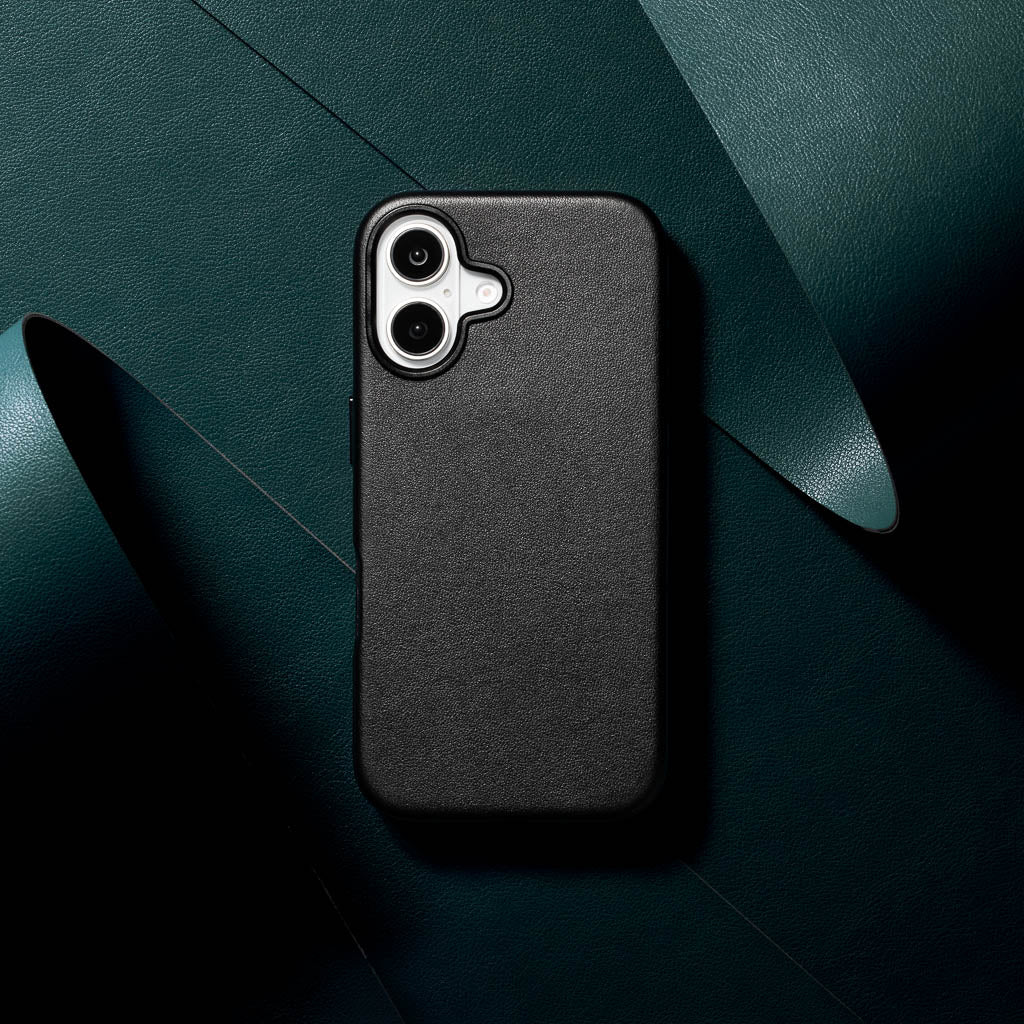 Timeless Luxe Leather Case - Obsidian Black - iPhone 16 Plus