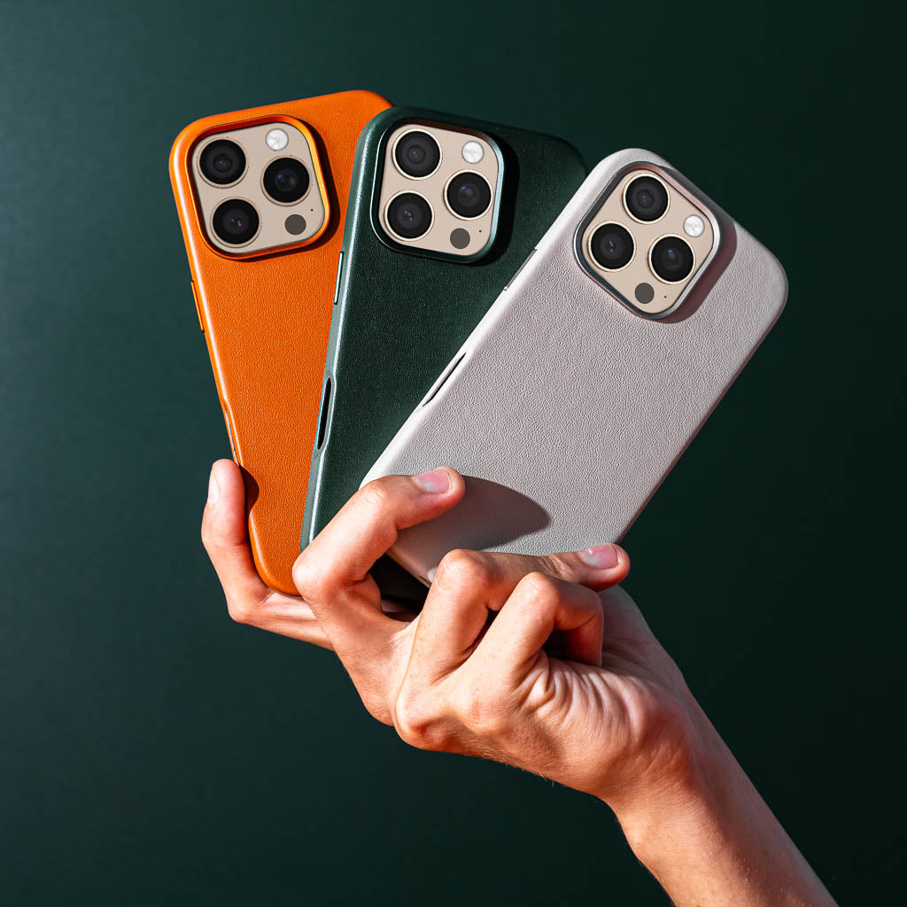 Timeless Luxe Leather Case - Racing Green - iPhone 16 Pro Max