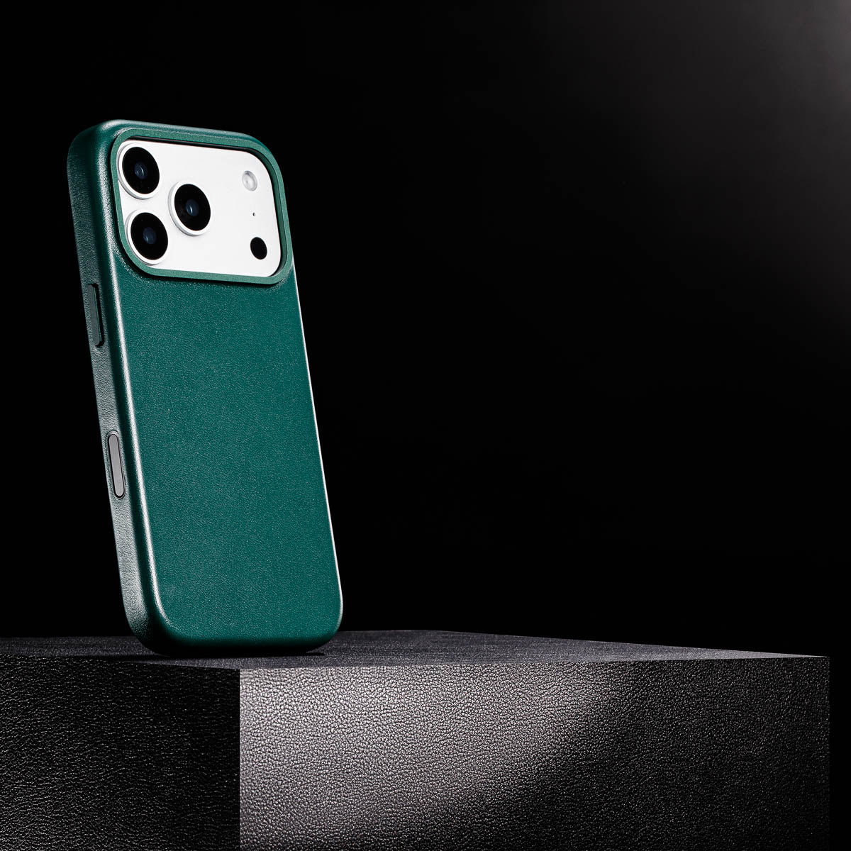 magsafe compatible racing green leather case for iphone 17 pro max with smooth finish built in magnets