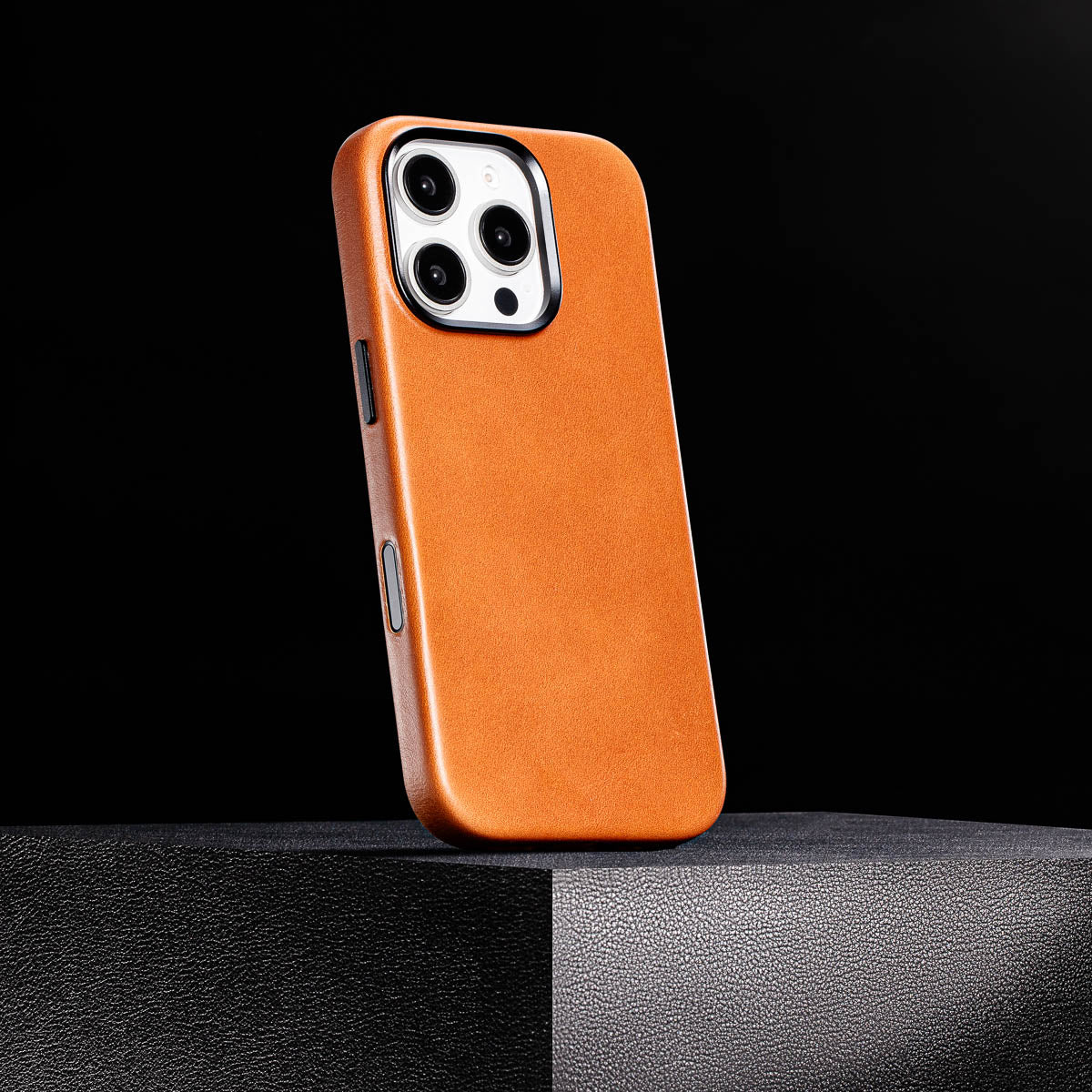 iPhone 16 Pro Leather Case - MagSafe - Amber Brown