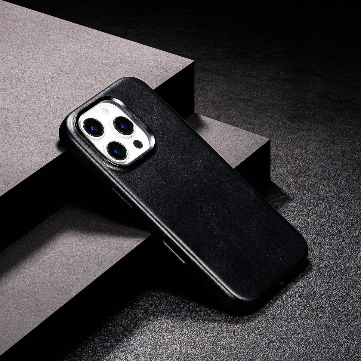 iPhone 16 Pro Max Leather Case - MagSafe - Noir Black
