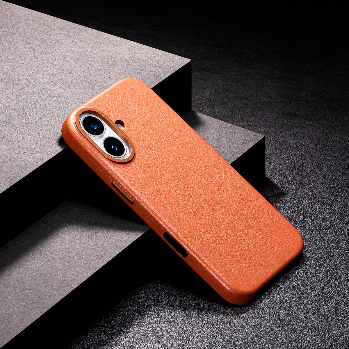 slim cognac brown iphone 17 max leather case showing thin profile and curved edges