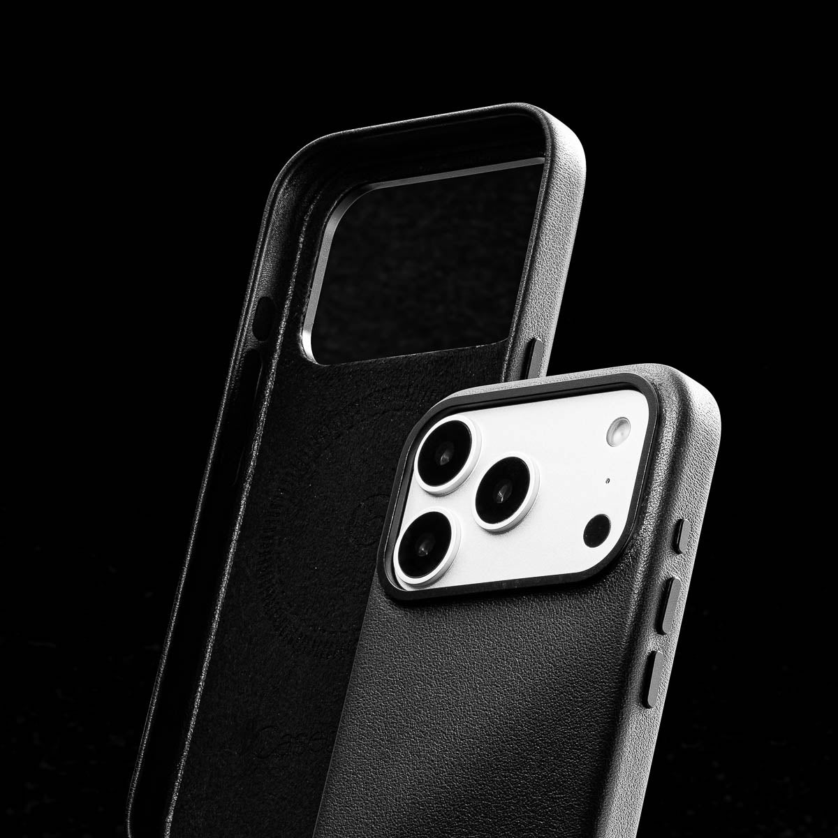 soft suede microfiber interior lining of iphone 17 pro max obsidian black leather case by casebelle